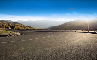 陶瓷天(tiān)線和pcb天線的(de)區别